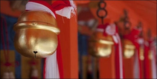 鈴付きお守り