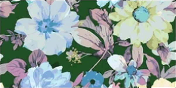 花柄デザインのケース
